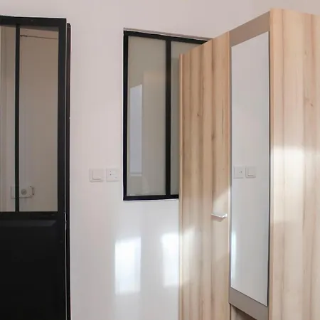 Cozy - Close To Montmartre * Parigi